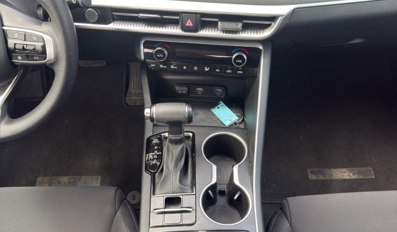 
								2022 KIA K5, Lxs full									