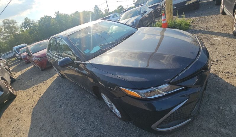 
								2021 Toyota Camry LE full									