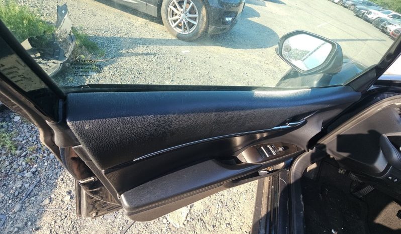 
								2021 Toyota Camry LE full									