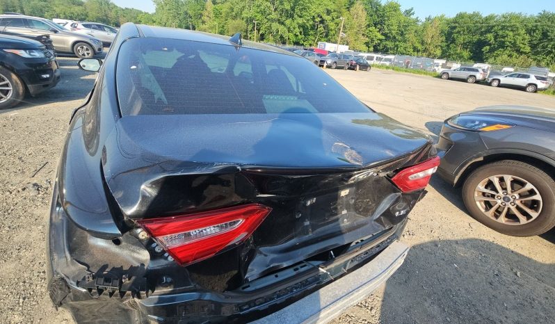 
								2021 Toyota Camry LE full									