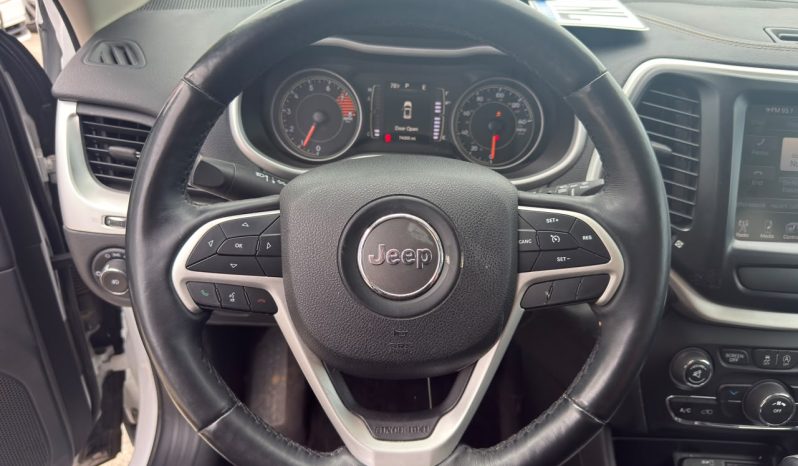 
								2018 Jeep Cherokee, Latitude Plus 4X4 full									