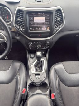 
										2018 Jeep Cherokee, Latitude Plus 4X4 full									