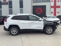 
										2018 Jeep Cherokee, Latitude Plus 4X4 full									