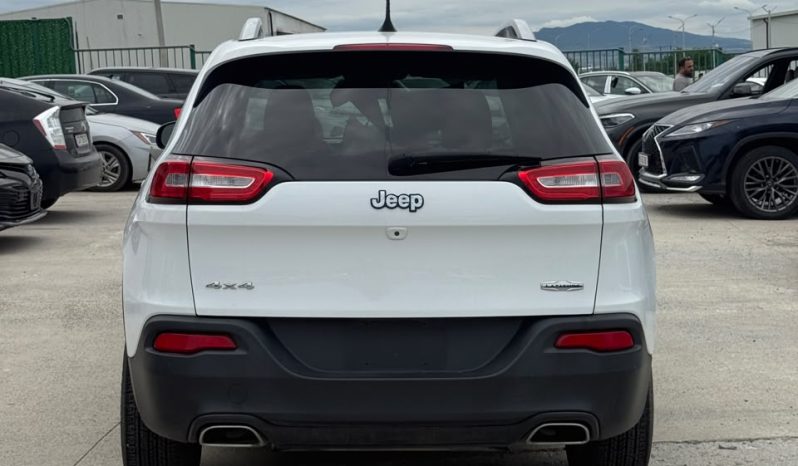 
								2018 Jeep Cherokee, Latitude Plus 4X4 full									