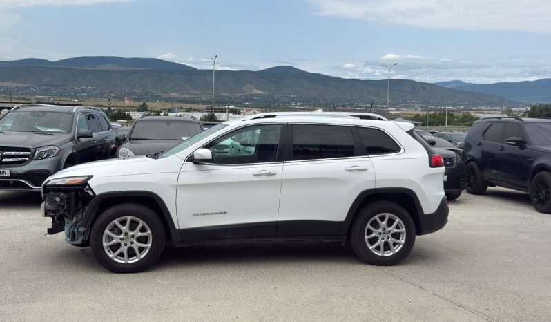 
								2018 Jeep Cherokee, Latitude Plus 4X4 full									