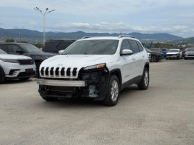 2018 Jeep Cherokee, Latitude Plus 4X4