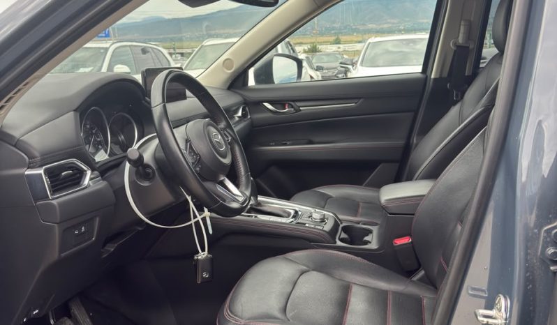 
								Mazda CX-5 full									