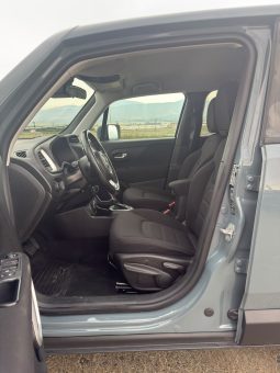 
										2018 Jeep Renegade, Latitude 4X4 full									