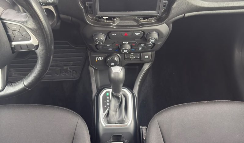 
								2018 Jeep Renegade, Latitude 4X4 full									