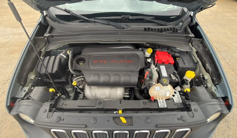
								2018 Jeep Renegade, Latitude 4X4 full									