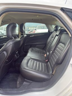 
										2014 Ford Fusion, SE full									
