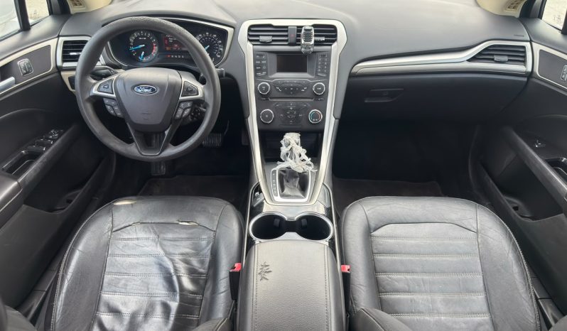 
								2014 Ford Fusion, SE full									