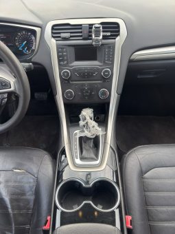 
										2014 Ford Fusion, SE full									