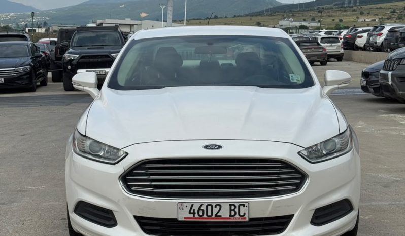 
								2014 Ford Fusion, SE full									