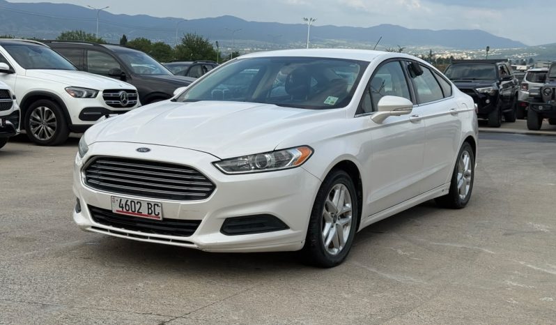 
								2014 Ford Fusion, SE full									