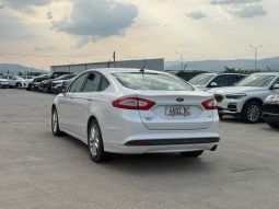 
										2014 Ford Fusion, SE full									