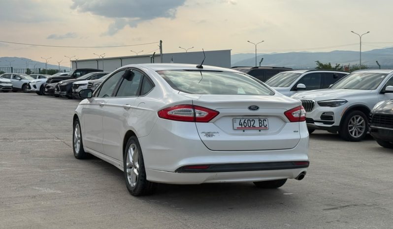 
								2014 Ford Fusion, SE full									