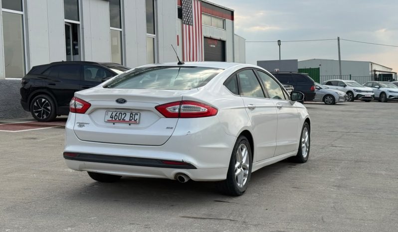 
								2014 Ford Fusion, SE full									