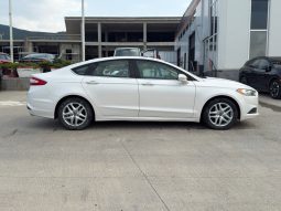 
										2014 Ford Fusion, SE full									