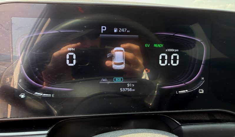 
								KIA Niro full									