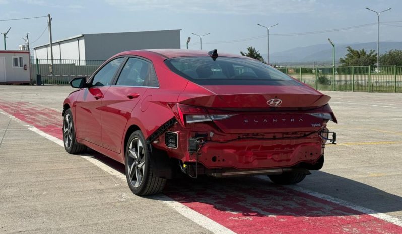 
								Hyundai Elantra full									