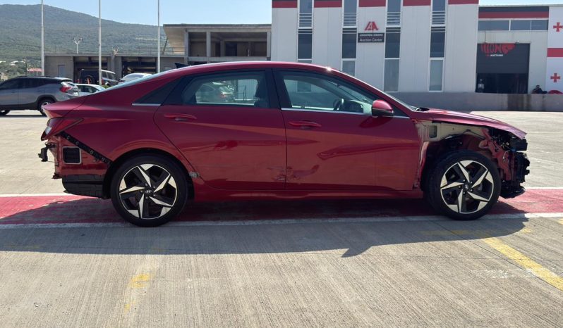 
								Hyundai Elantra full									