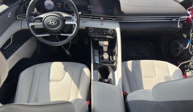 
								Hyundai Elantra full									