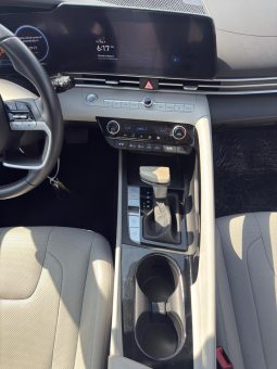 
										Hyundai Elantra full									