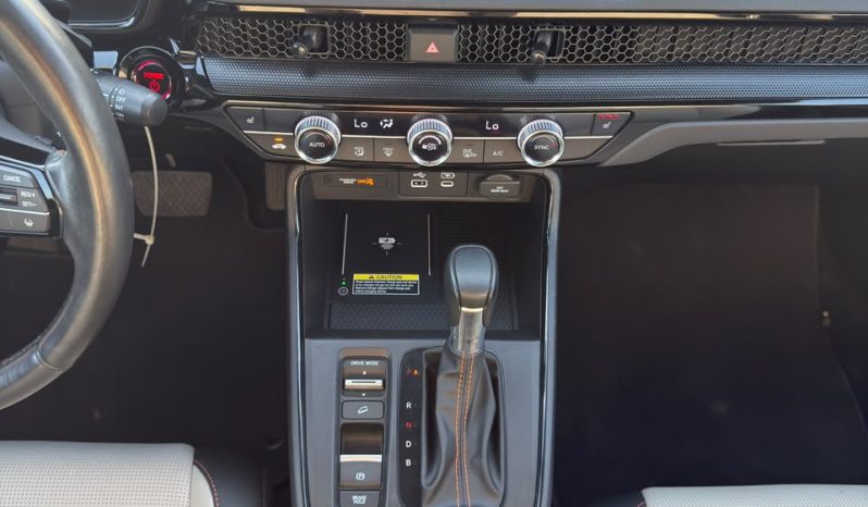 
								Honda CR-V full									