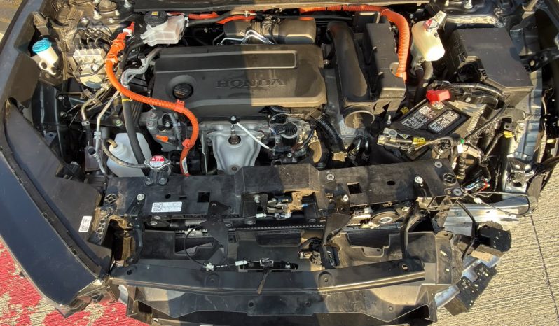 
								Honda CR-V full									