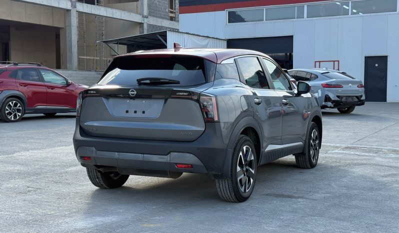 
								Nissan Kicks full									