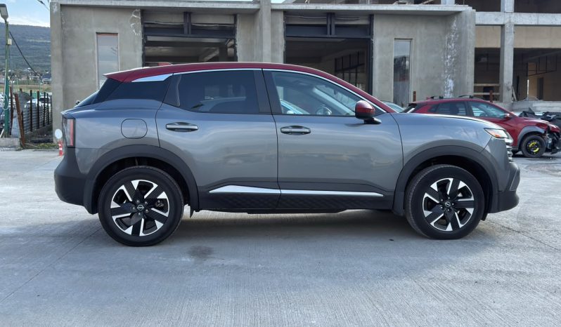 
								Nissan Kicks full									
