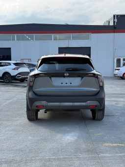 
										Nissan Kicks full									