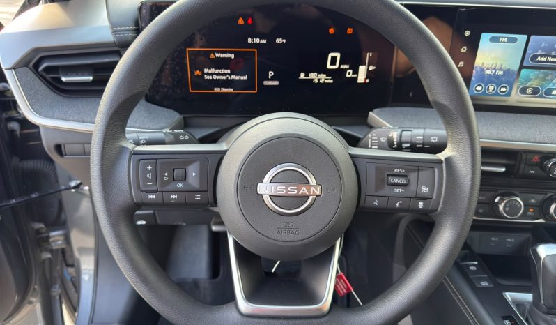 
								Nissan Kicks full									