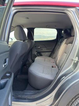 
										Nissan Kicks full									