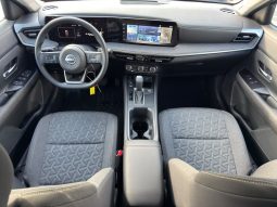 
										Nissan Kicks full									