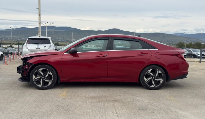
								Hyundai Elantra full									