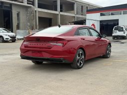 
										Hyundai Elantra full									