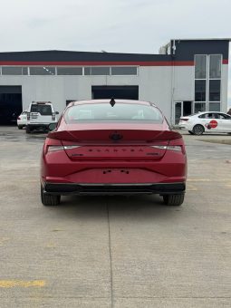 
										Hyundai Elantra full									