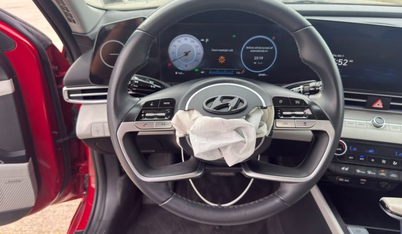 
								Hyundai Elantra full									