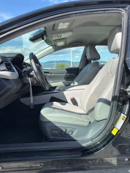 
										Toyota Camry full									
