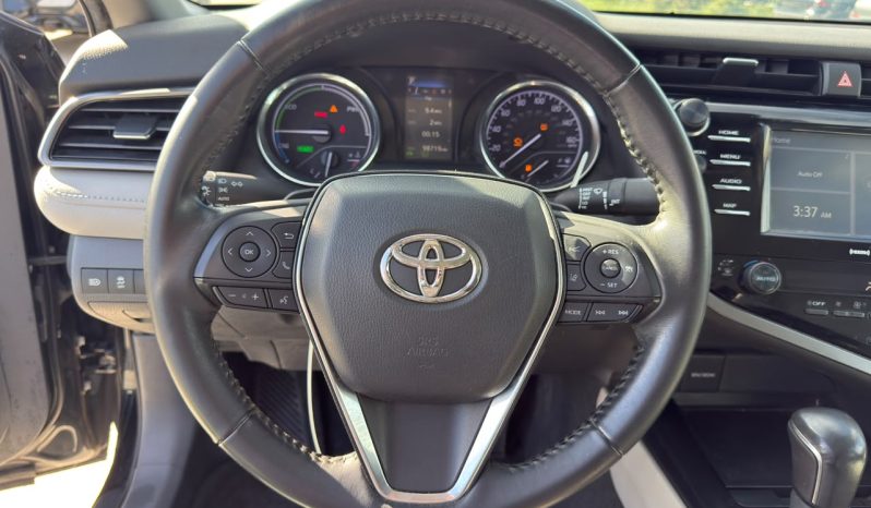 
								Toyota Camry full									