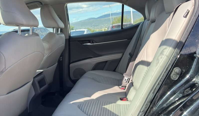 
								Toyota Camry full									