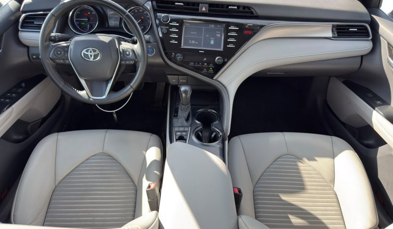 
								Toyota Camry full									