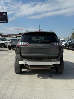 
										Jeep Cherokee full									