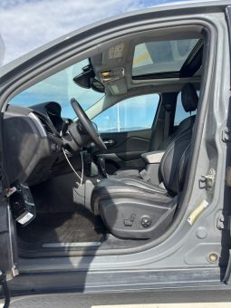 
										Jeep Cherokee full									