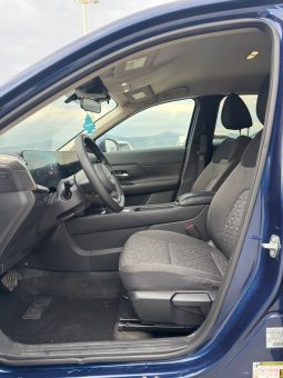 
										Nissan Kicks full									