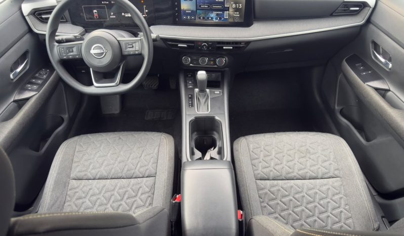 
								Nissan Kicks full									