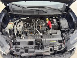 
										Nissan Kicks full									