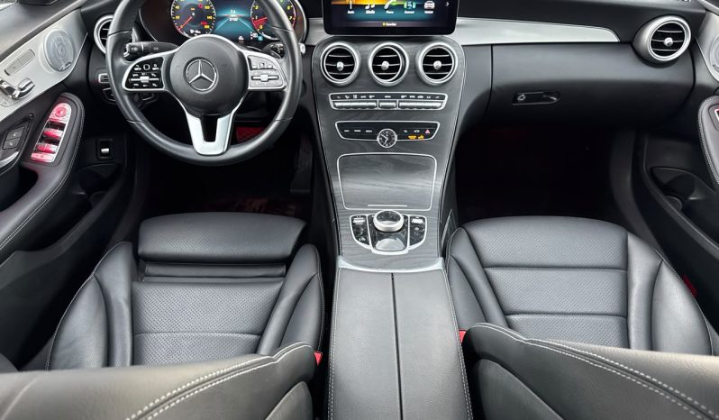 
								Mercedes-Benz C-Class full									